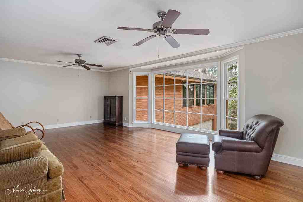 400 Southfield Rd - Photo 4 of 21