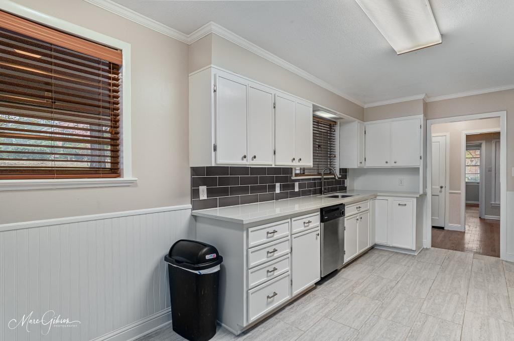 400 Southfield Rd - Photo 7 of 21