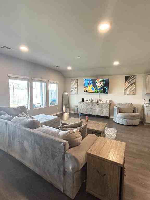 4403 Christina Ct - Photo 3 of 23