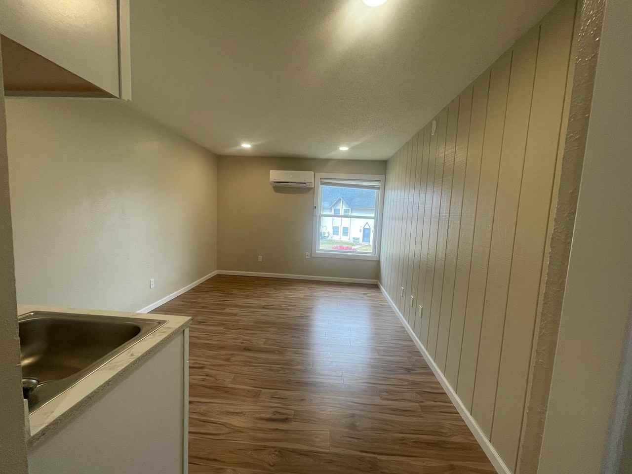 1125 Ted Dr - Photo 4 of 6
