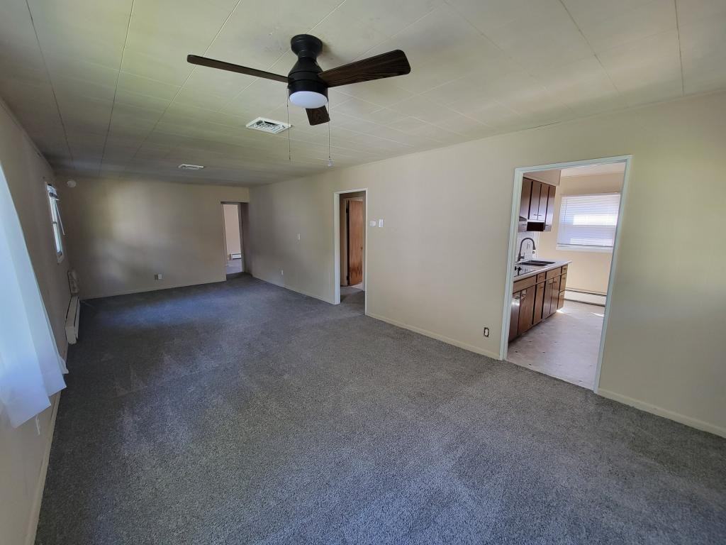 2330 Vance Ave - Photo 2 of 9