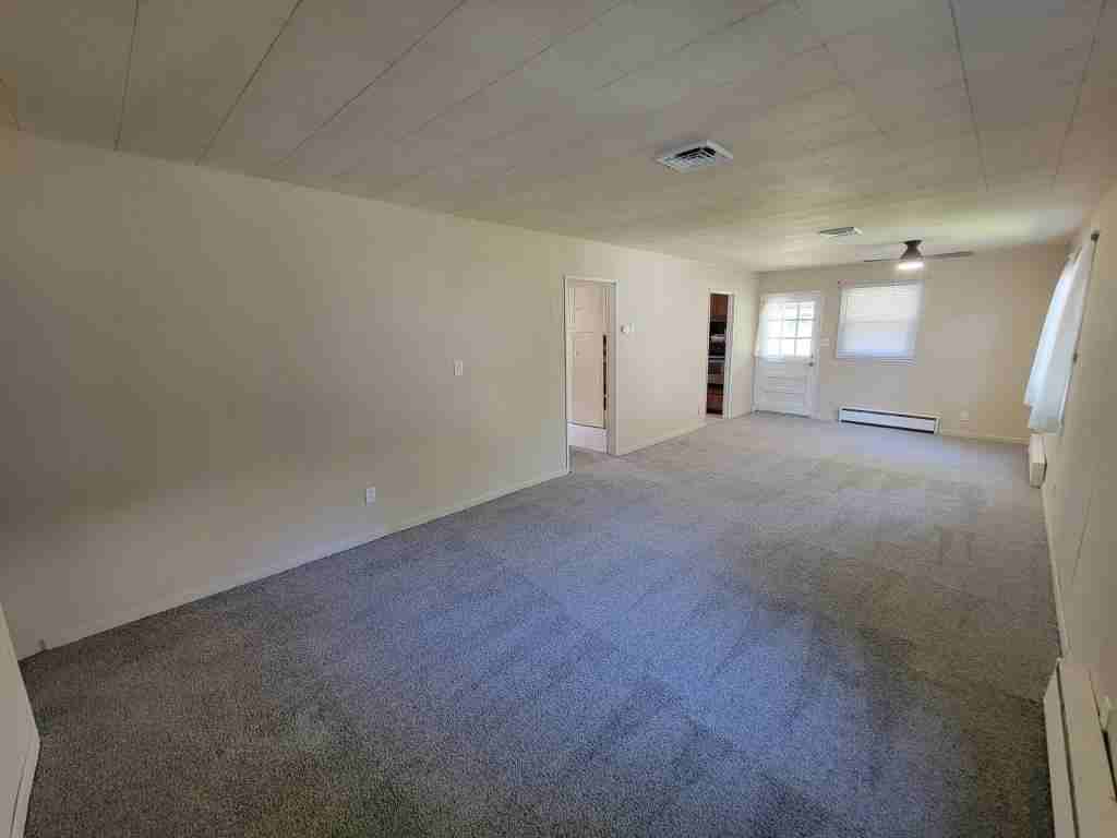 2330 Vance Ave - Photo 3 of 9