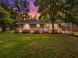featured image of 405 Midway St