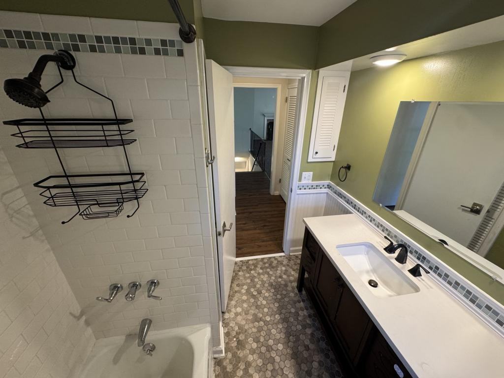 3945 W 44th St - Photo 5 of 17