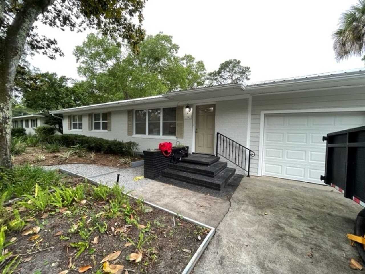 3247 Willow Ave - Photo 2 of 20