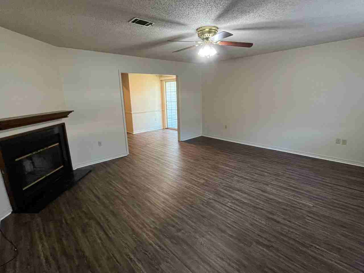 1122 N Louisville Ave - Photo 2 of 12