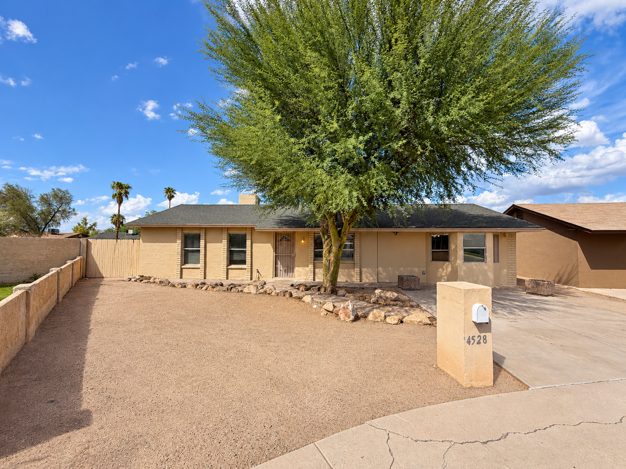 4528 W Palm Ln - Photo 2 of 47