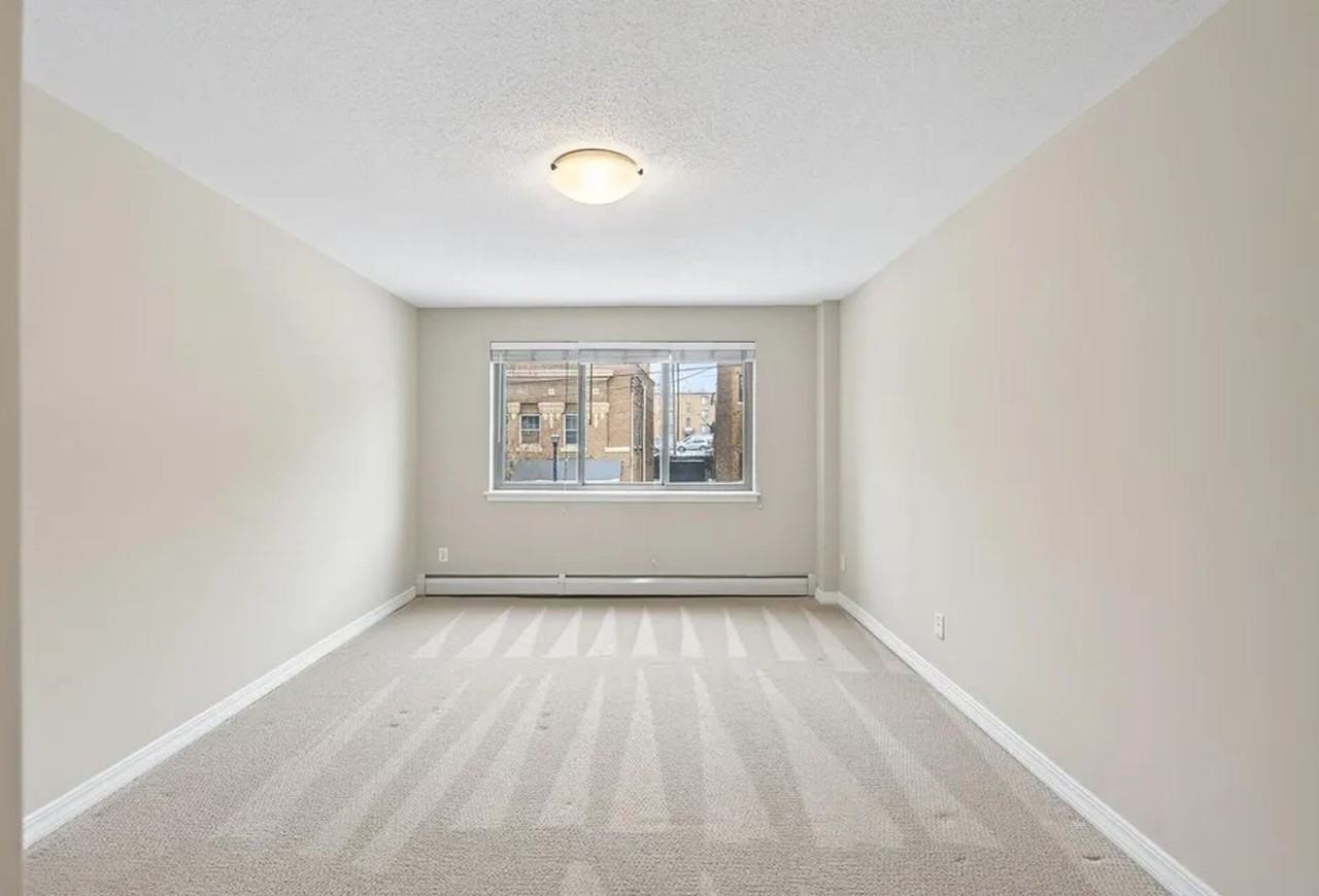 2727 W 43rd St - Photo 4 of 16