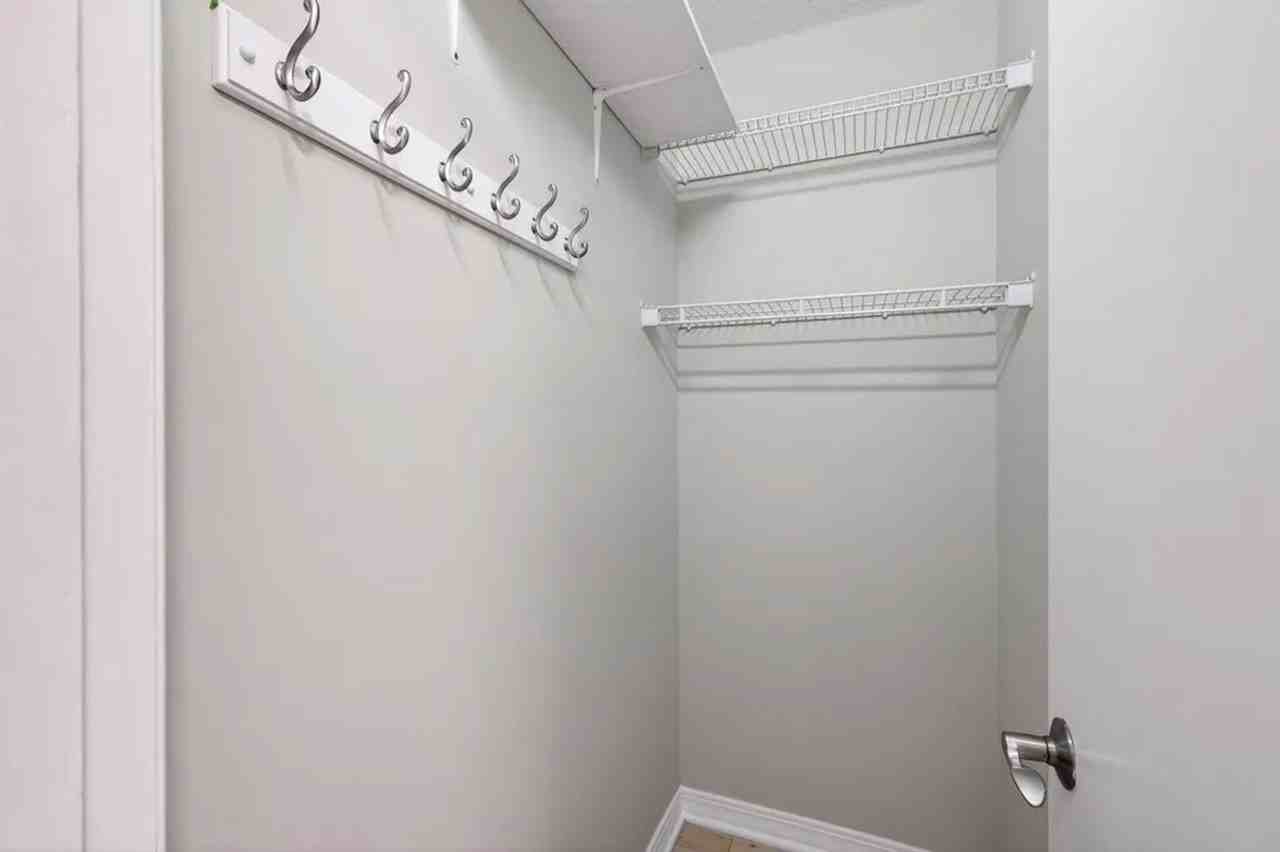 2727 W 43rd St - Photo 6 of 16
