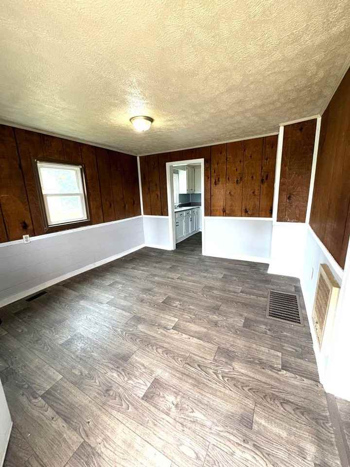 88 Green Valley Rd - Photo 2 of 7