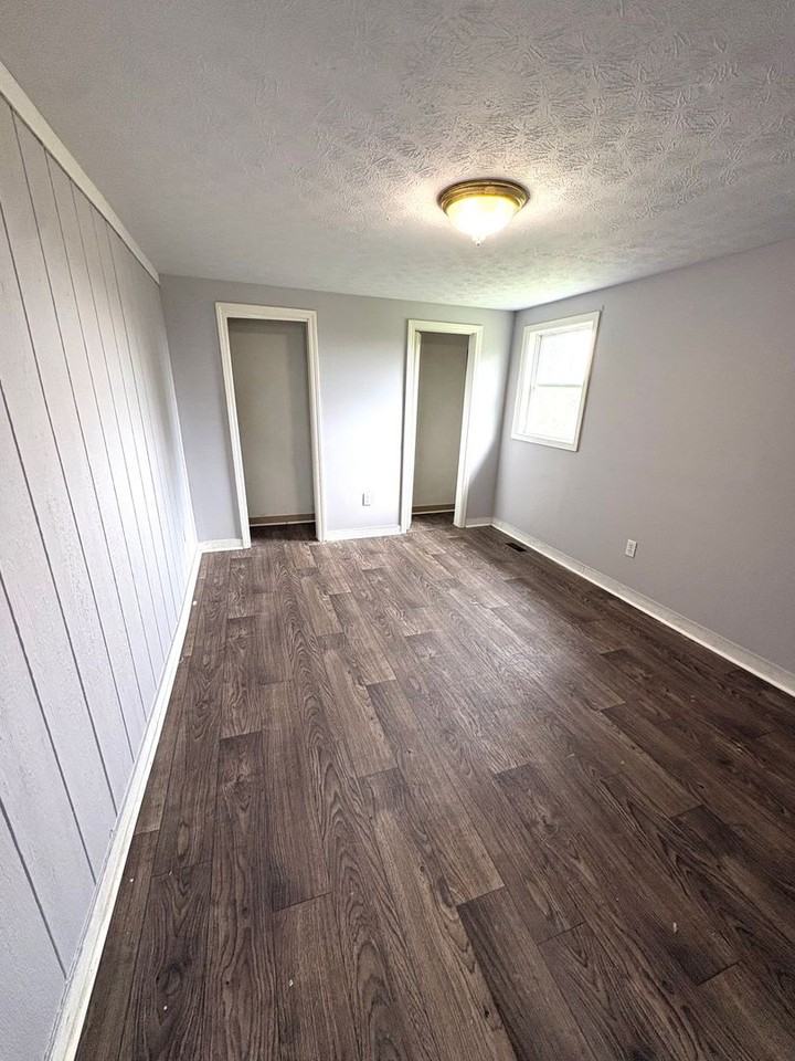 88 Green Valley Rd - Photo 5 of 7