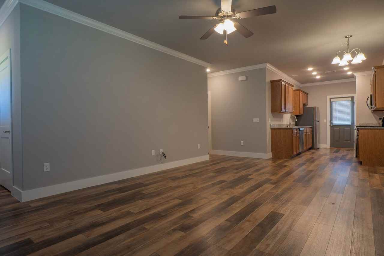 1931 Booker Cir - Photo 4 of 22