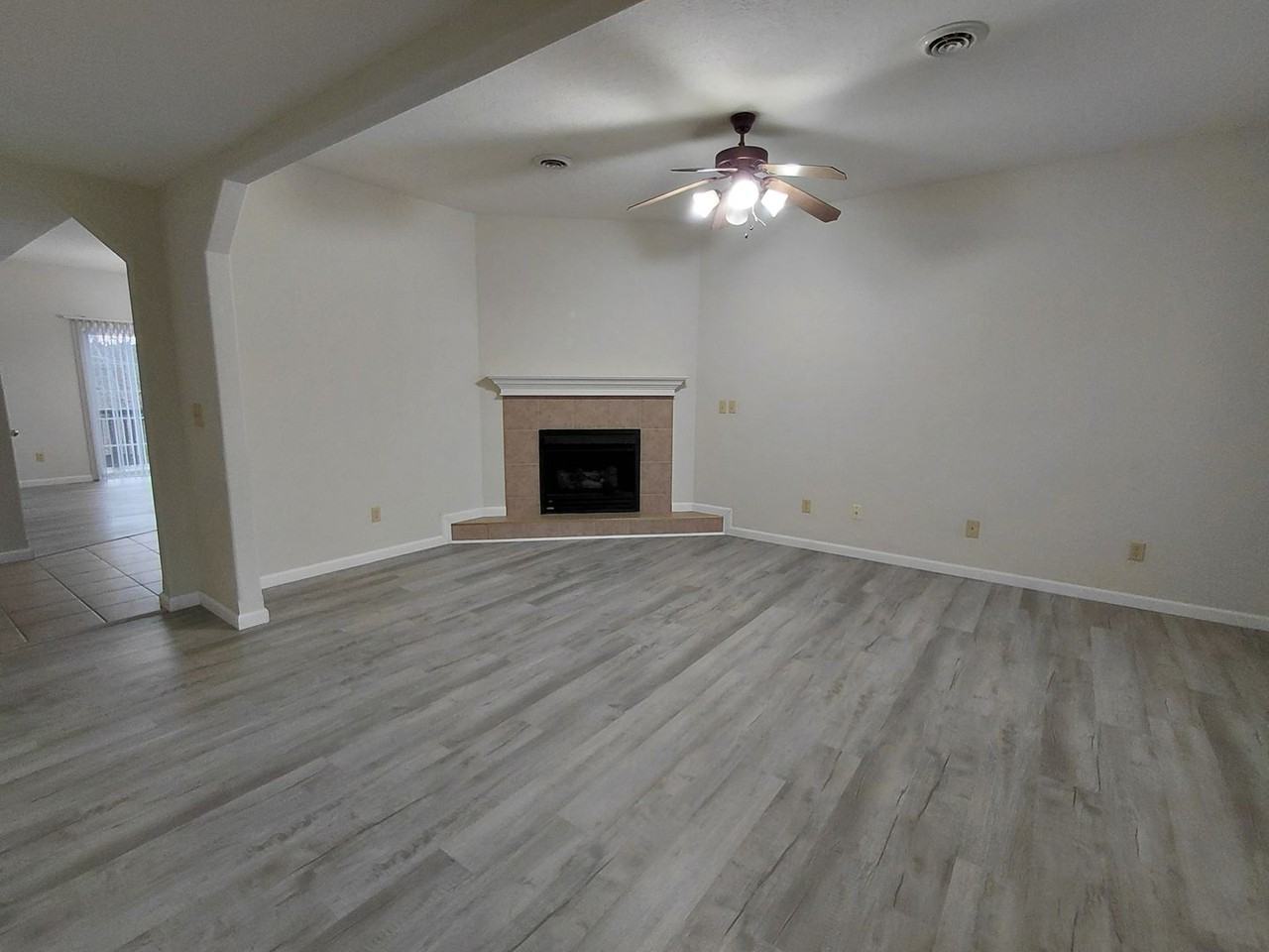 344 Carmel Valley Way - Photo 6 of 23
