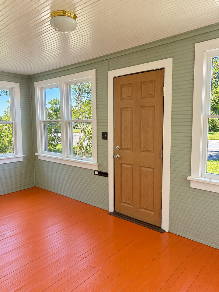 508 6th St Se - Photo 2 of 16