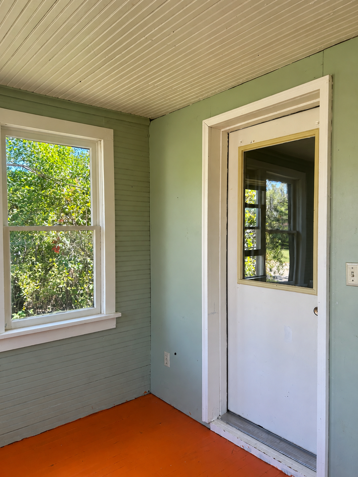 508 6th St Se - Photo 3 of 16