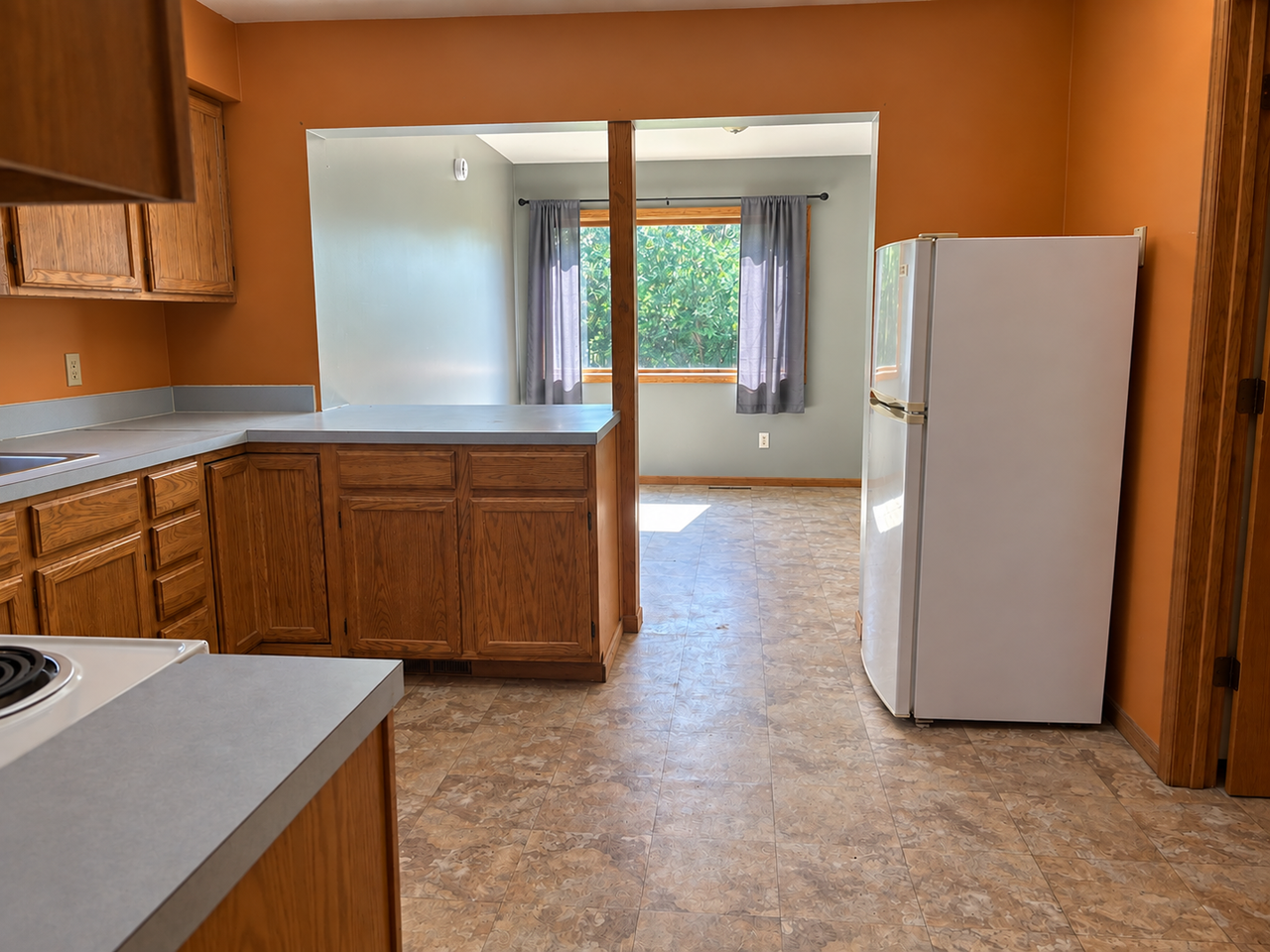 508 6th St Se - Photo 5 of 16