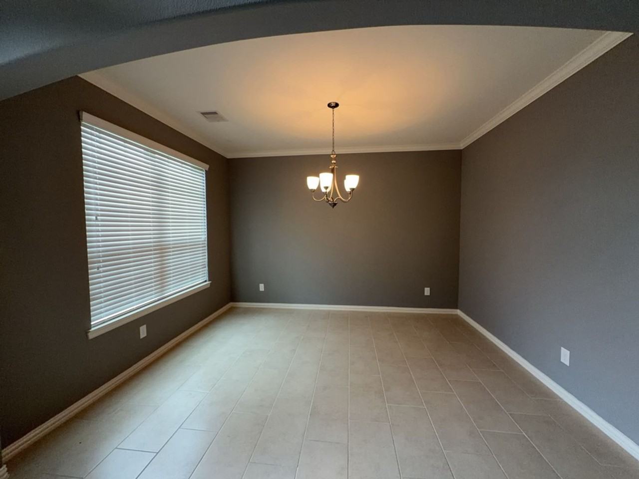 18107 Golden Falls Ln - Photo 4 of 33