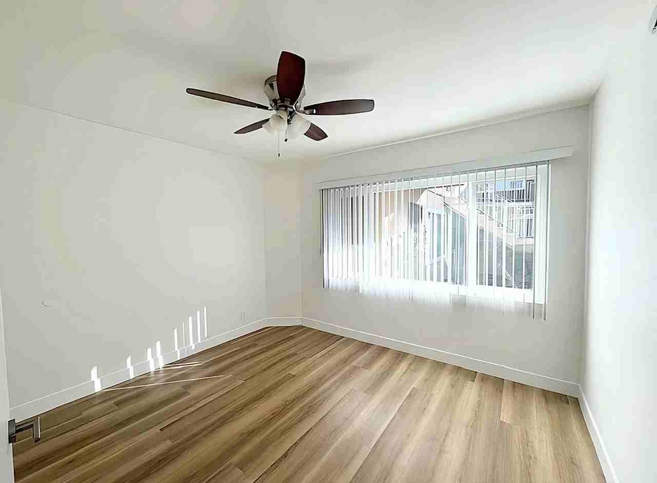 4462 Murietta Ave - Photo 7 of 10