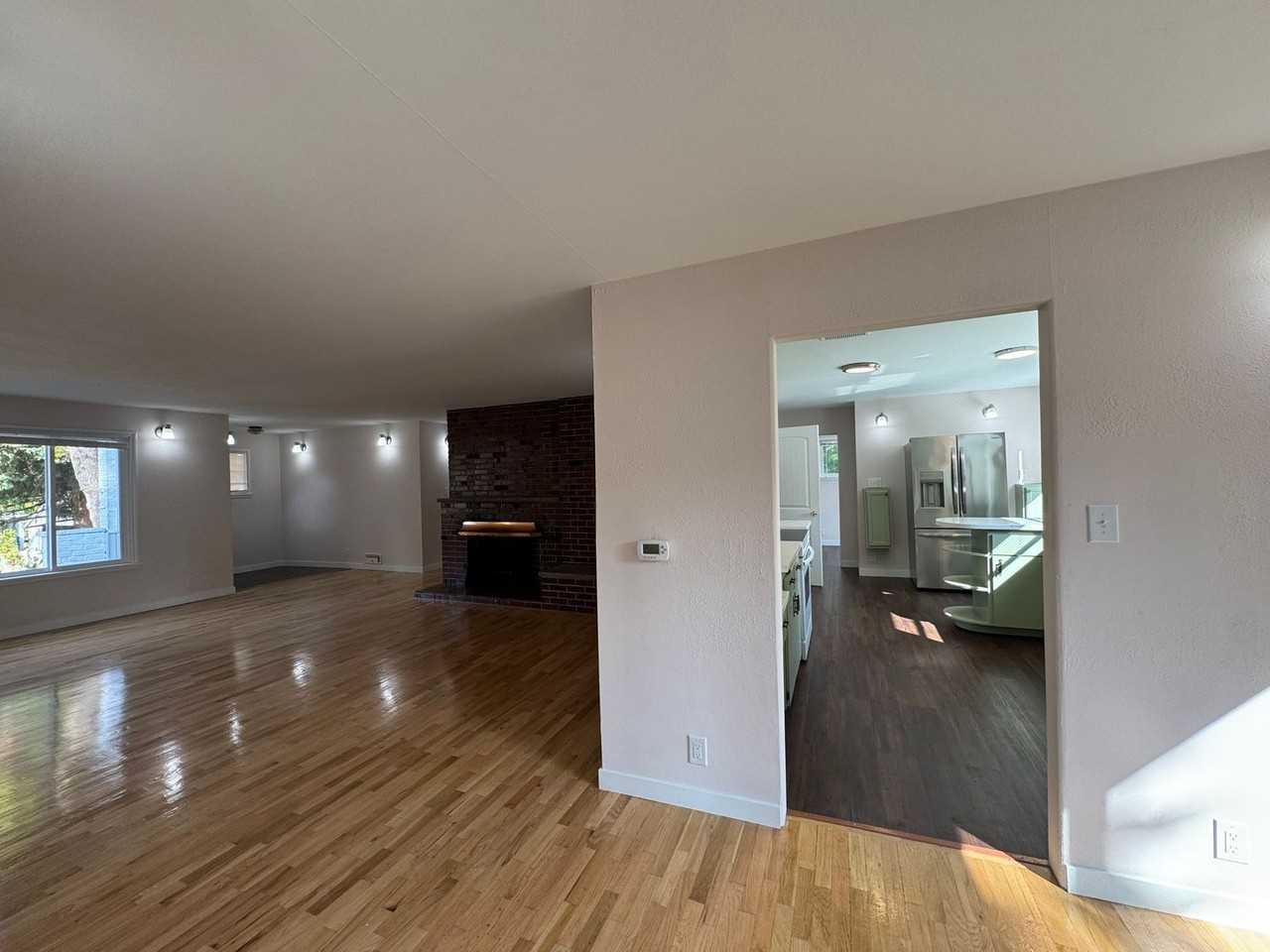 3755 Sunset Dr W - Photo 6 of 36