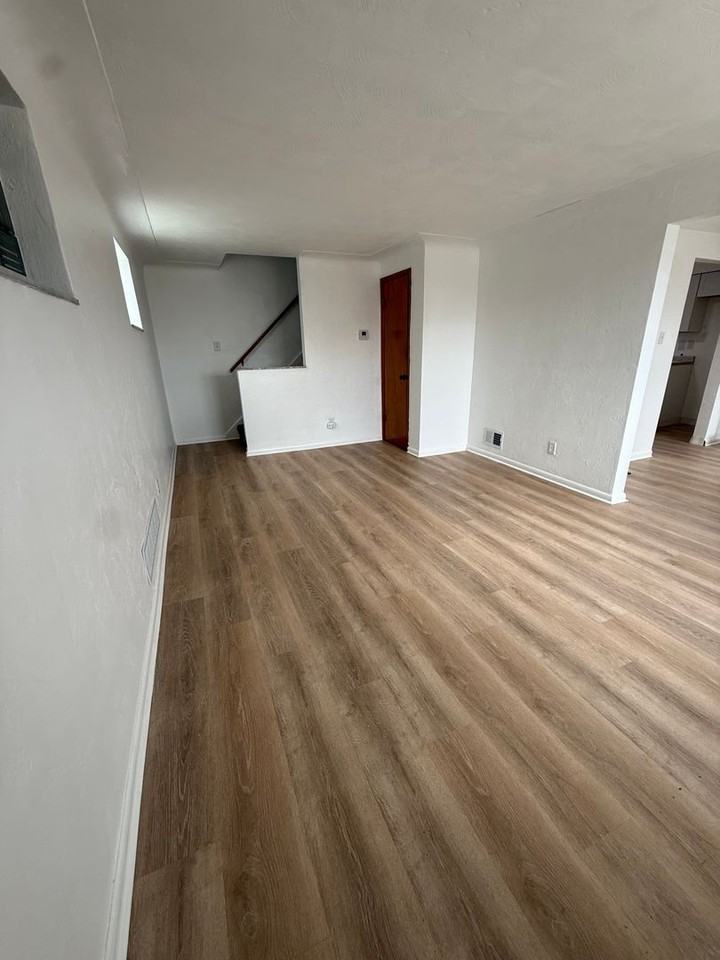 1324 Romine Ave - Photo 3 of 15