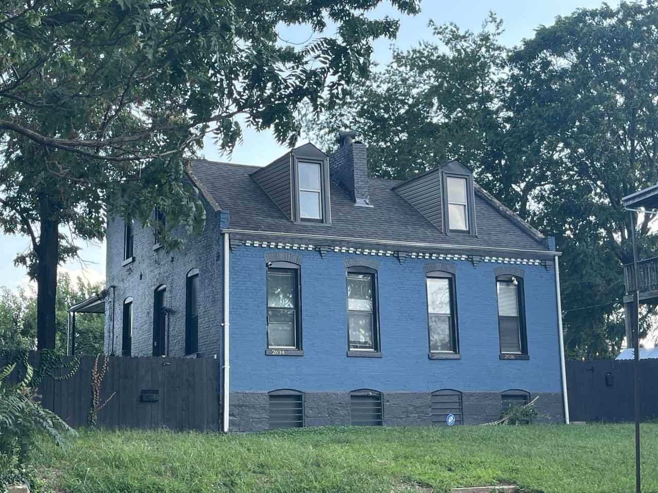 2634 Arsenal St - Photo 2 of 23