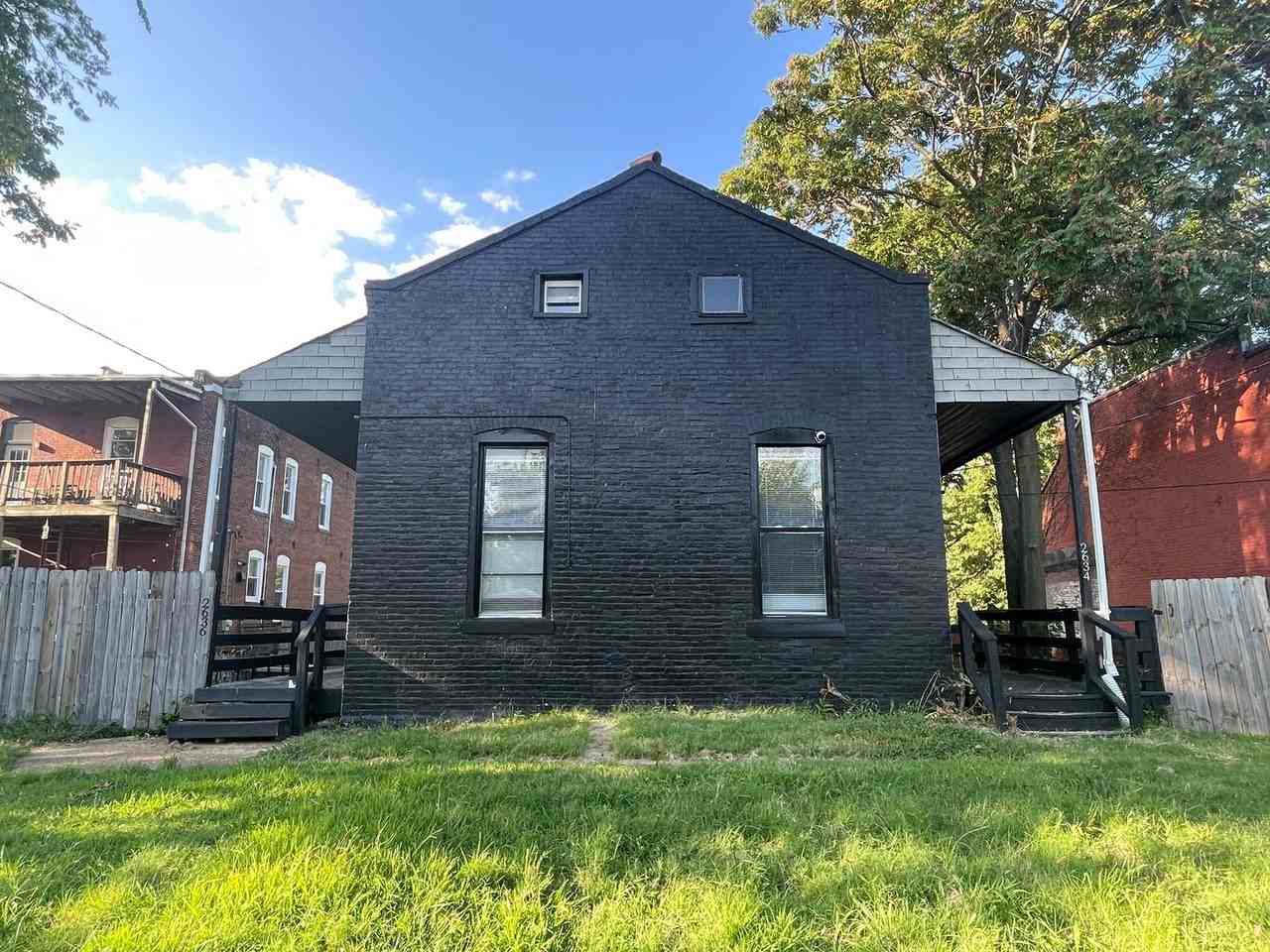 2634 Arsenal St - Photo 4 of 23