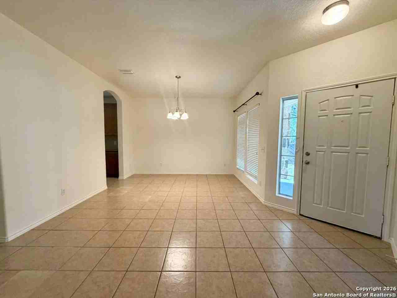 1130 Wigeon Way - Photo 4 of 33