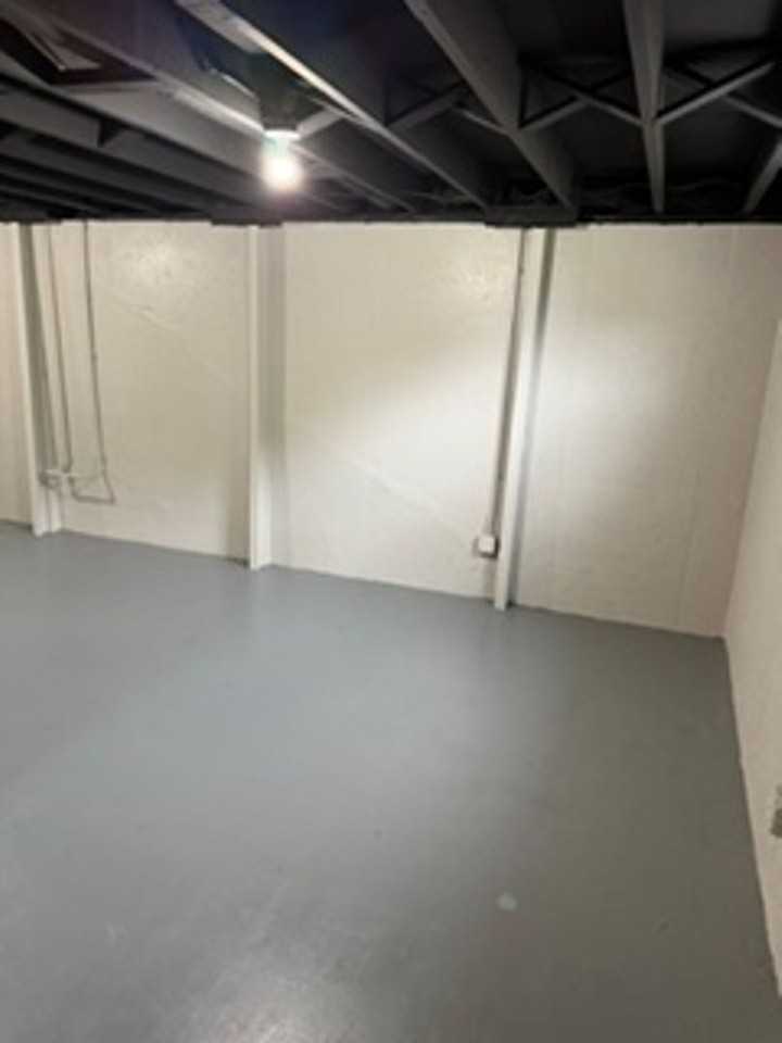 6311 N Kansas Ave - Photo 3 of 18