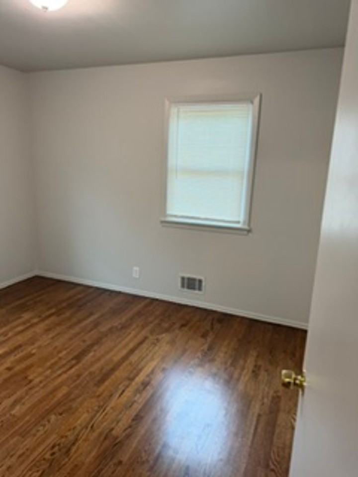 6311 N Kansas Ave - Photo 7 of 18