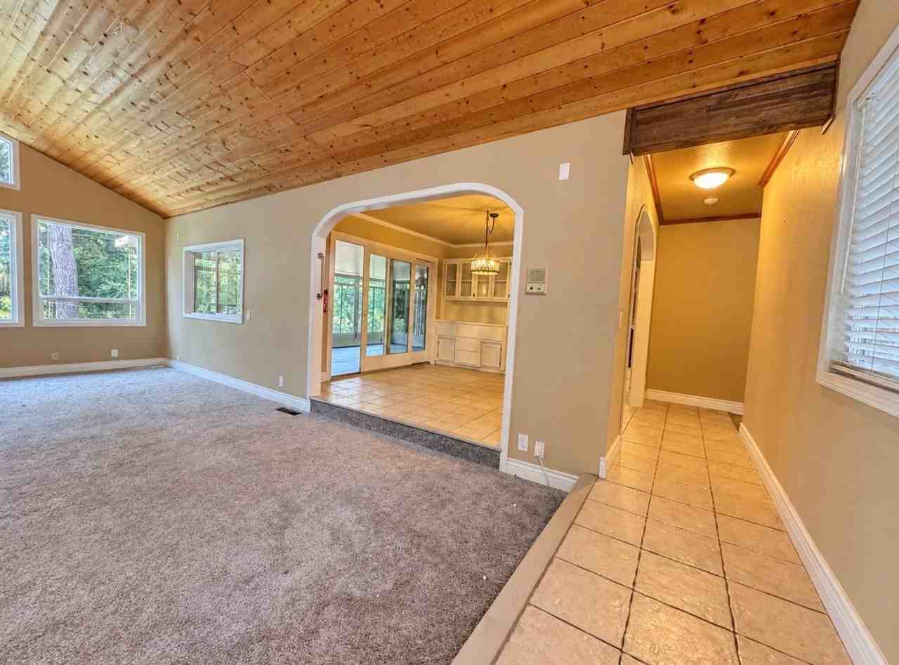 16694 Marion Way - Photo 4 of 30