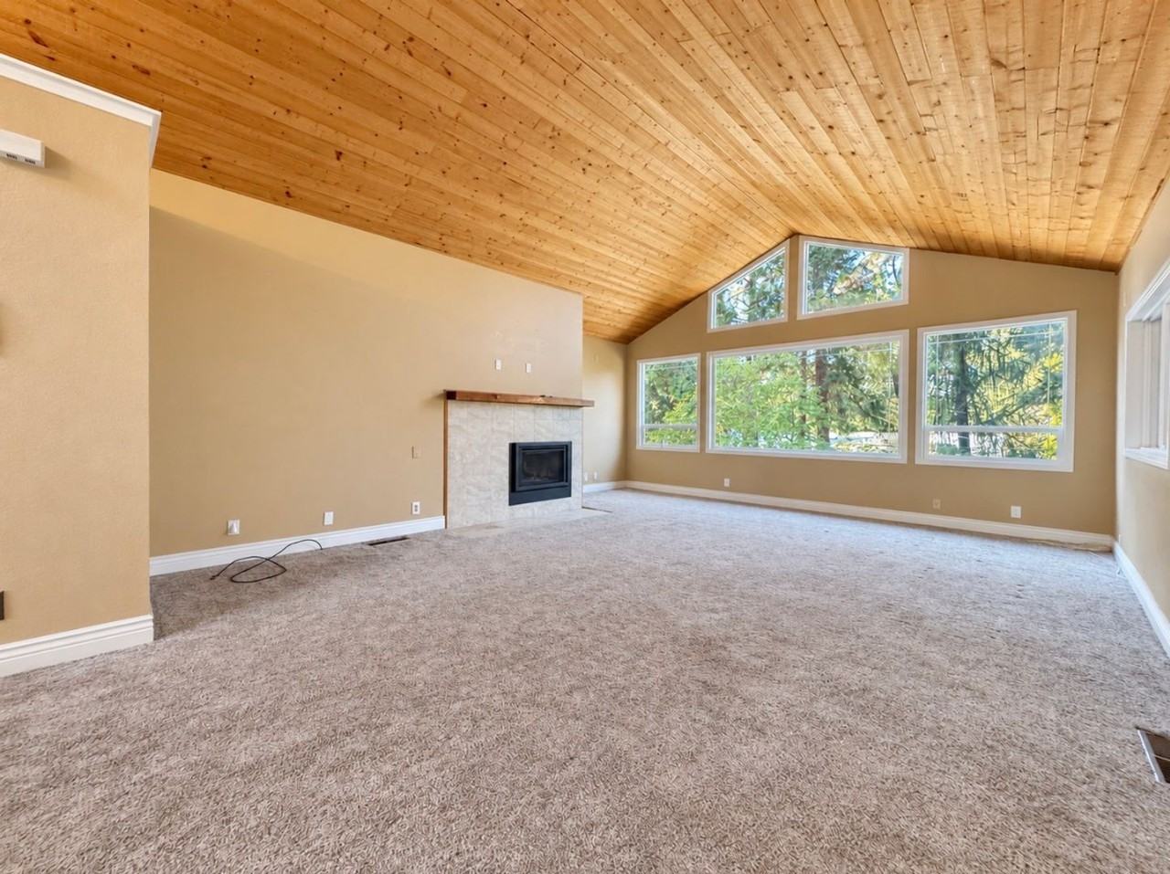 16694 Marion Way - Photo 5 of 30