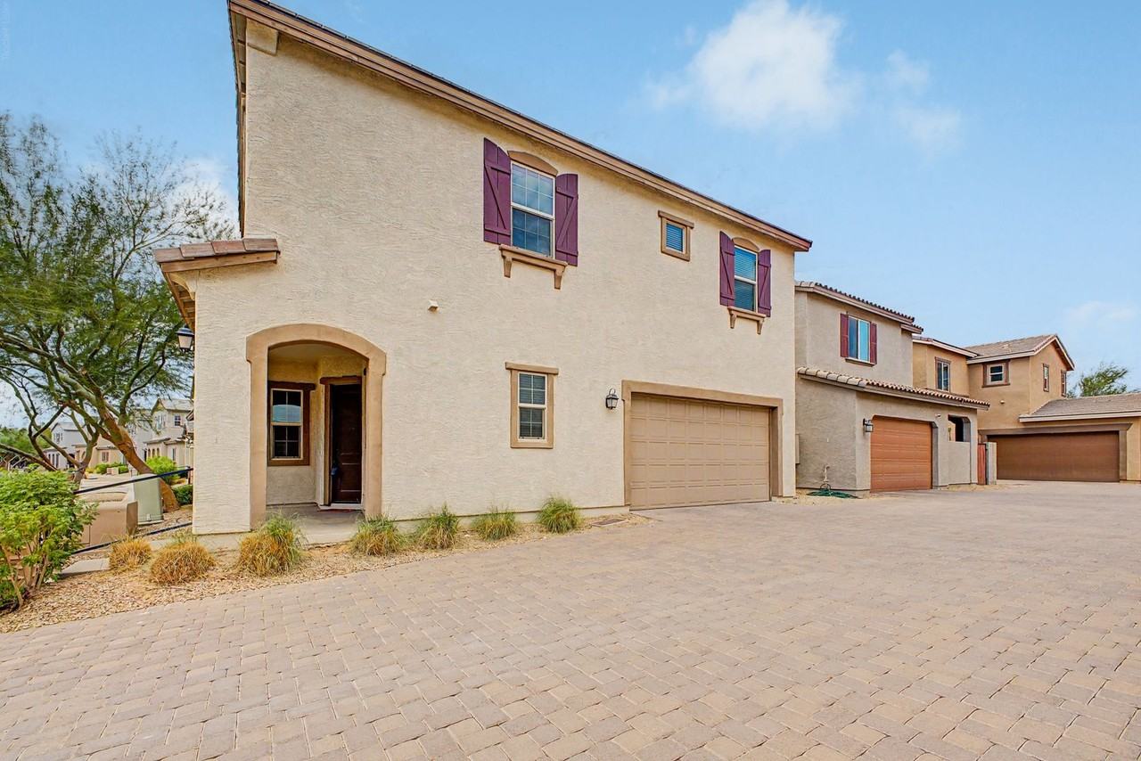 14962 W Virginia Ave - Photo 3 of 30