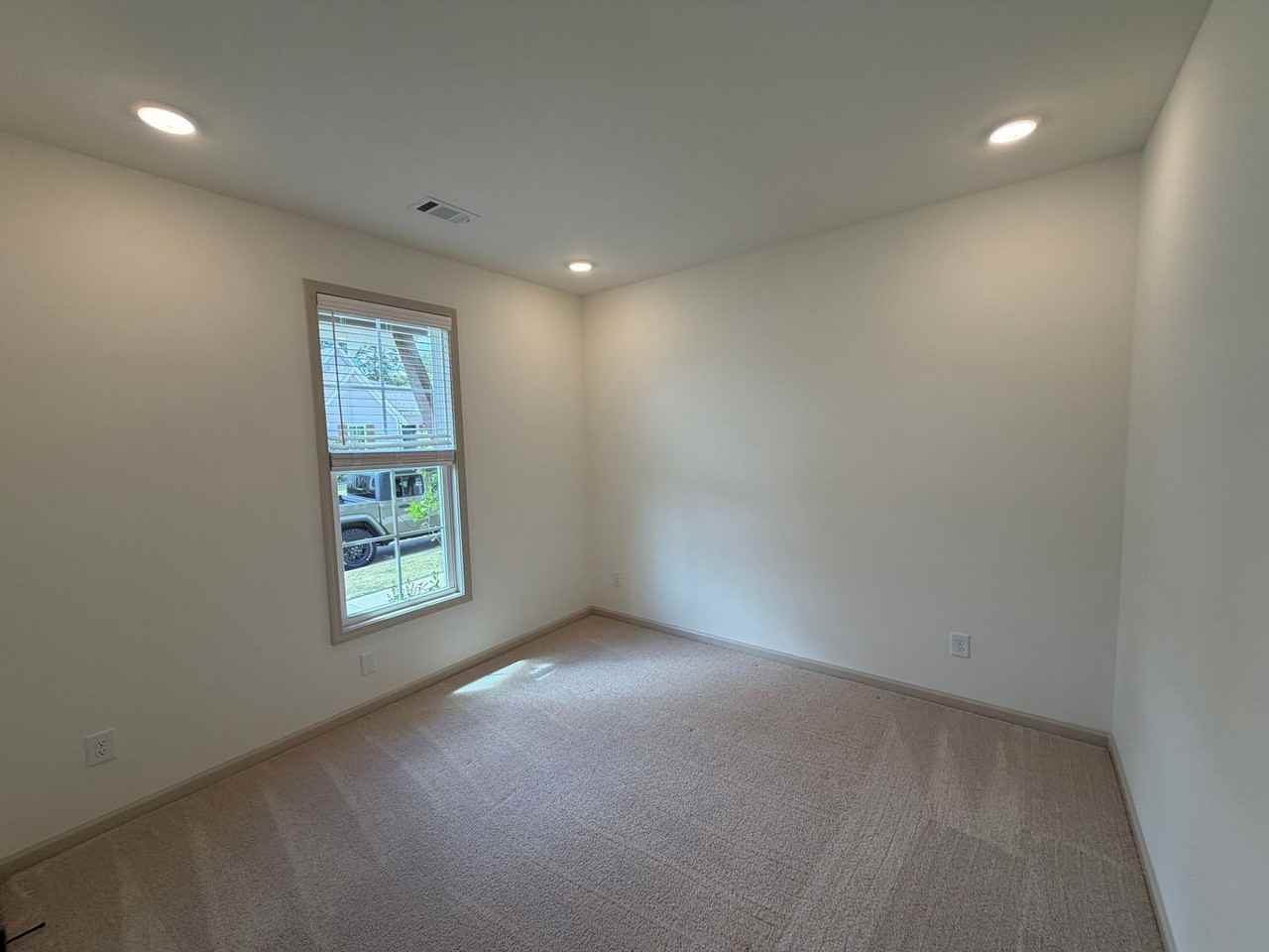 125 Summer St - Photo 6 of 22
