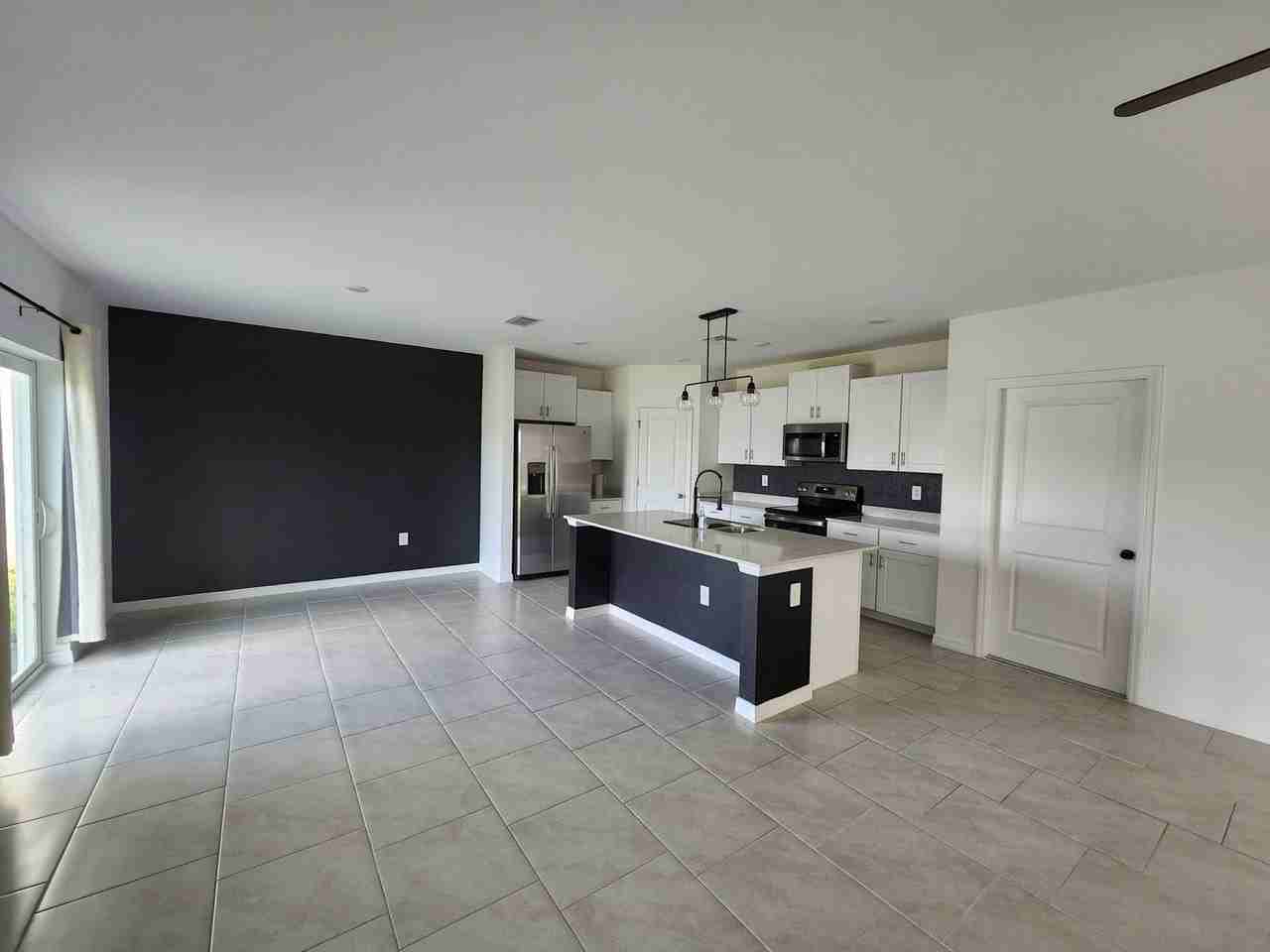 20320 Caroline Creek Pl - Photo 3 of 21
