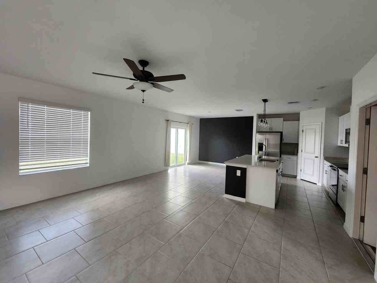 20320 Caroline Creek Pl - Photo 4 of 21
