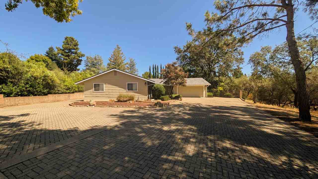 3581 Cercis Way - Photo 3 of 41