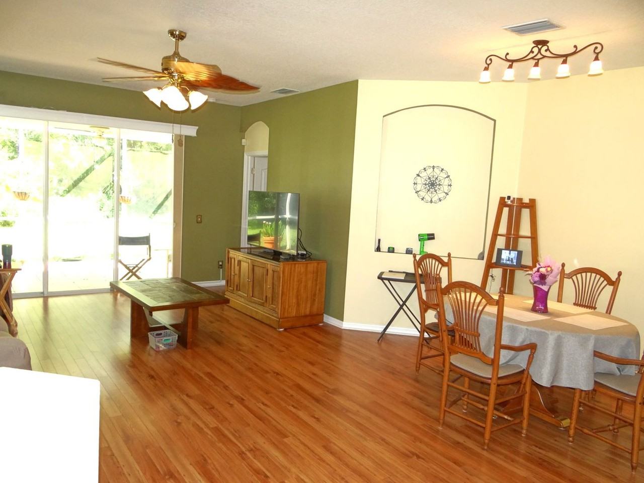 8572 Acorn Ridge Ct - Photo 4 of 27