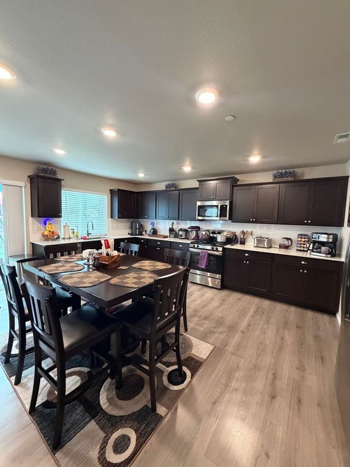 1110 Swan Loop - Photo 5 of 14