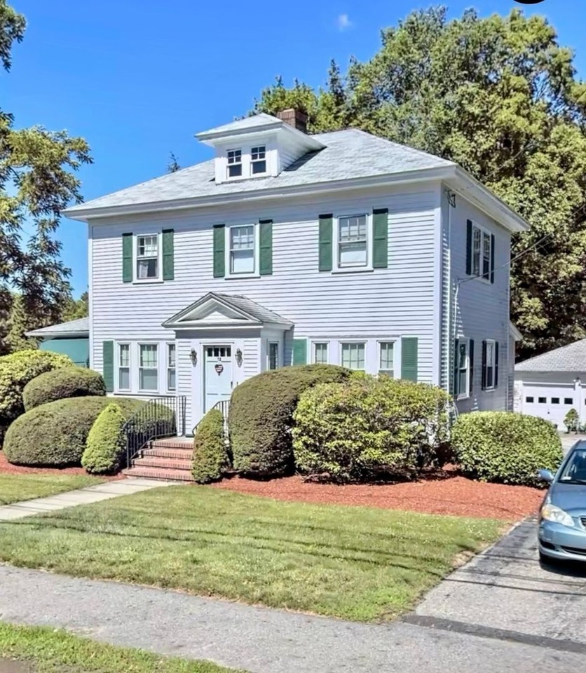 72 Elm St - Photo 2 of 29