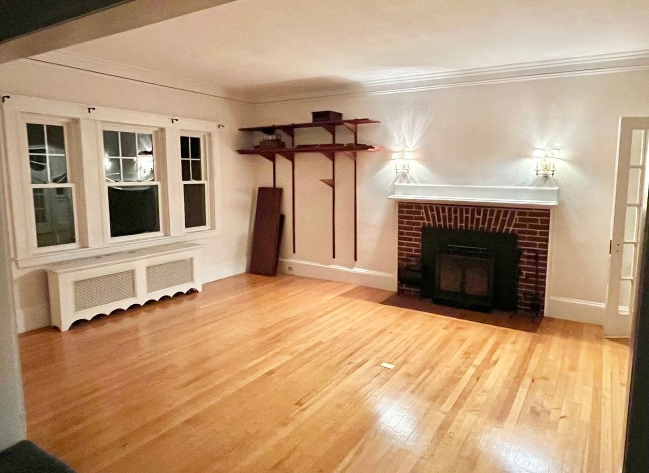 72 Elm St - Photo 2 of 26