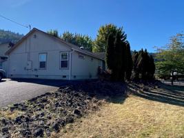 featured image of 101 Barron Ct