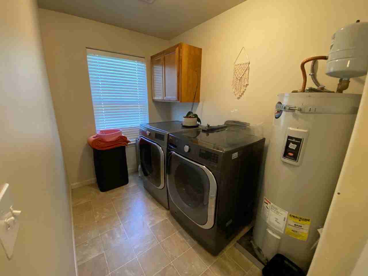 101 Barron Ct - Photo 6 of 12
