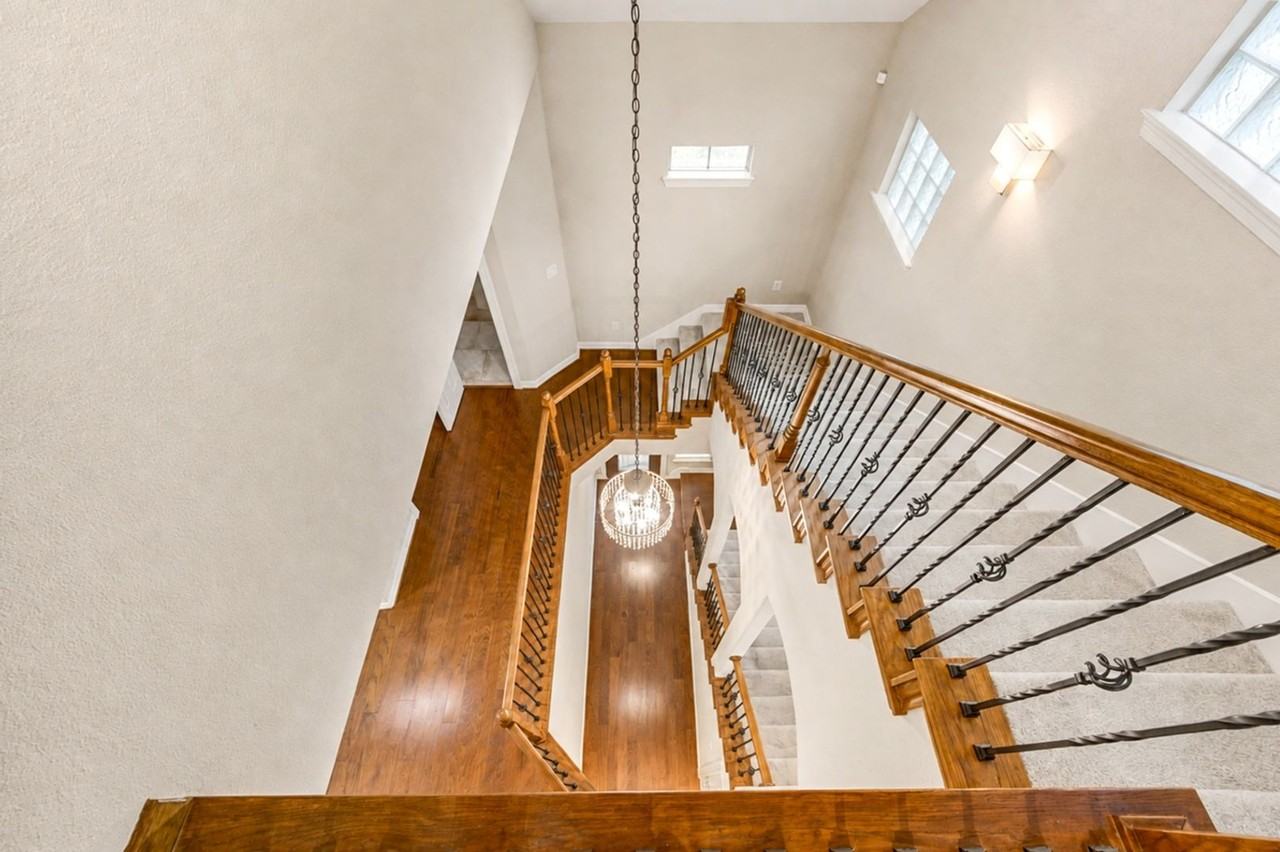 10604 Enclave Springs Ct - Photo 6 of 15