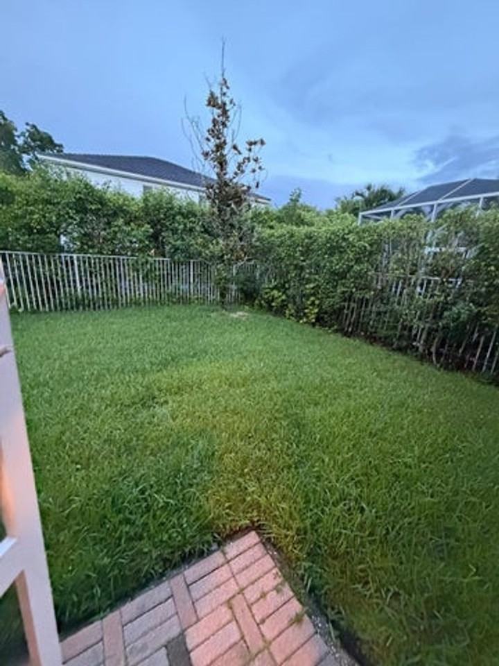 734 Lavender Cir - Photo 7 of 12
