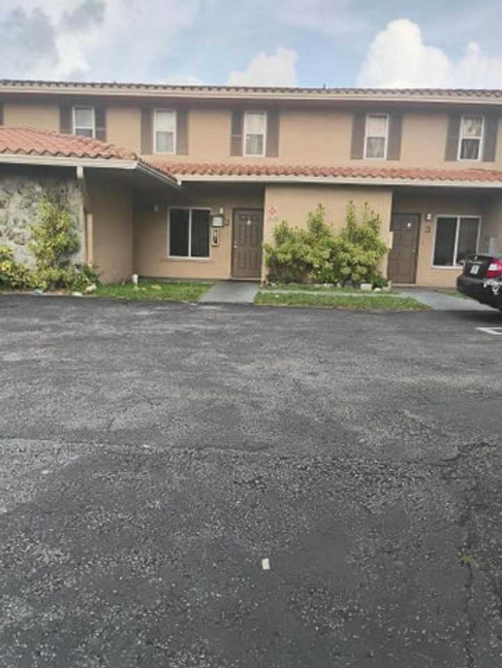 4116 4116 RIVERSIDE 1-3 #3 - Photo 6 of 13