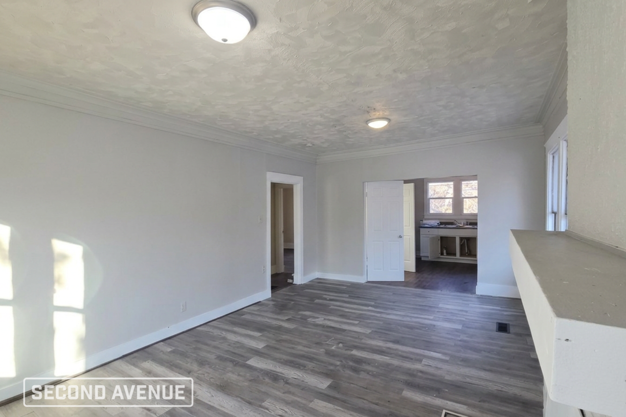 502 Lucier St - Photo 3 of 10
