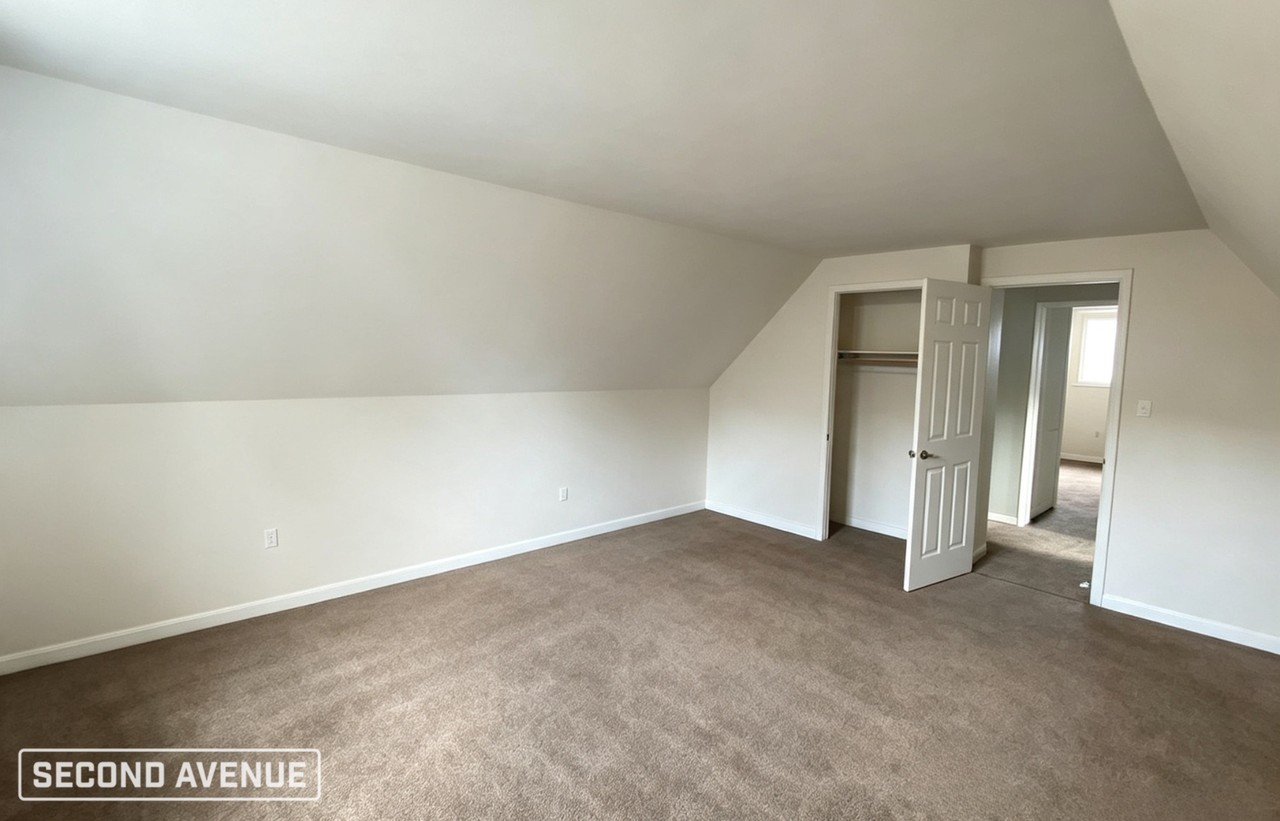 4018 Sawyer St - Photo 3 of 11