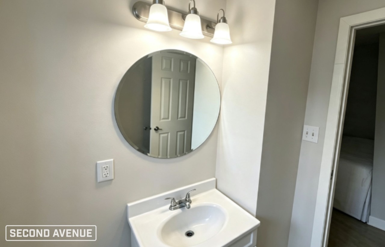 4018 Sawyer St - Photo 6 of 11