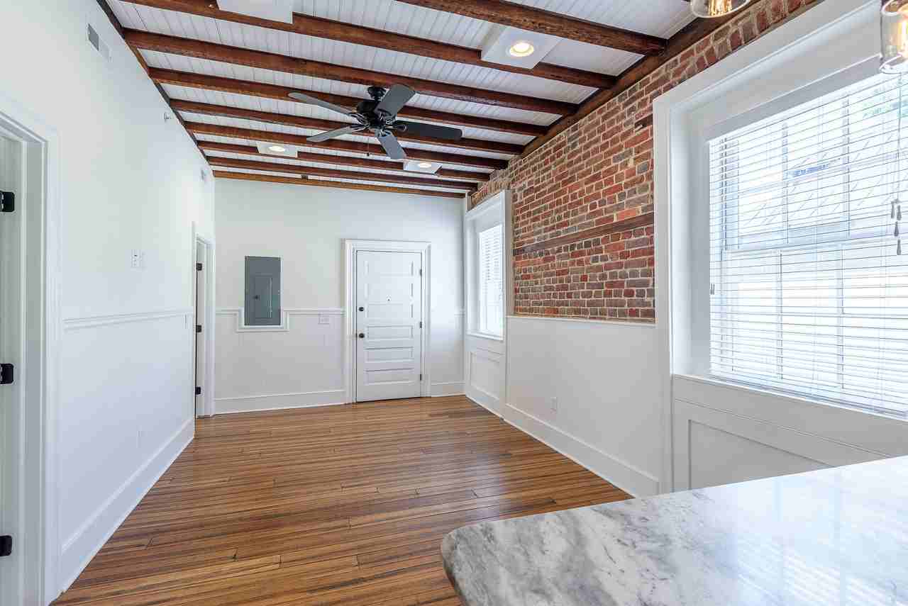 50 Queen St #10 - Photo 4 of 16