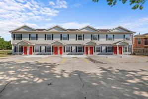 featured image of 7522 Tejas Rd #7